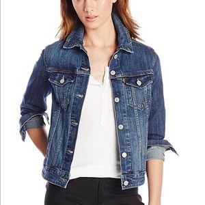 Levi’s Jean Jacket (XS)